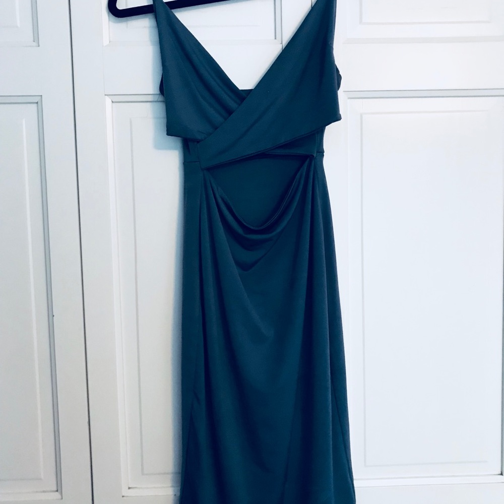 Blue/gray bodycon dress with cutout